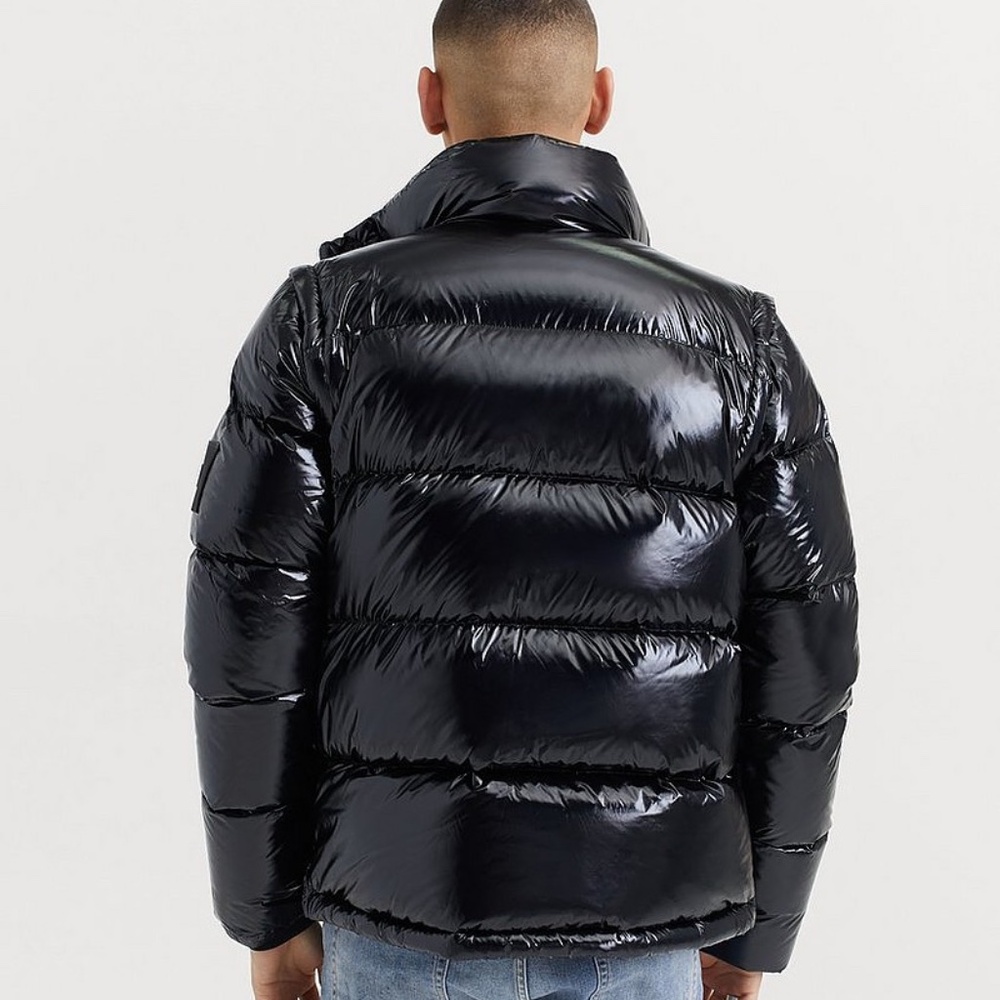 Peak Performance puffy jacket - Picture 2 of 3